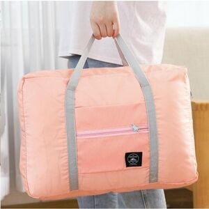 Travel Bag spare foldable for easy use.New
High Quality: waterproof.